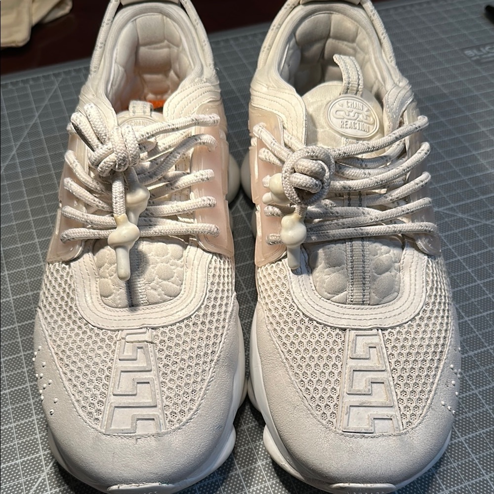 Versace chain reaction Sneakers with Logo Detail size 44